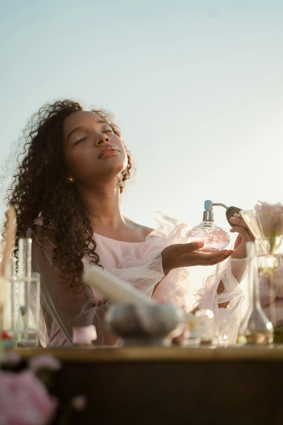 La psychologie de l’odorat : comment les parfums influencent l’humeur et les souvenirs