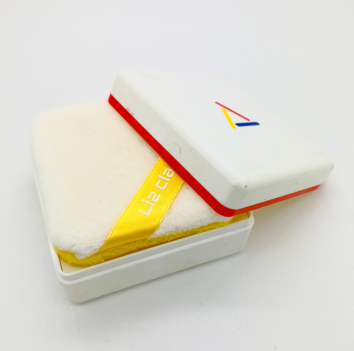 Liz Claiborne Claiborne Pour Femme Talc