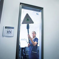 Stingray Set 450 OS Unger pour nettoyage professionnel des vitres intérieures.