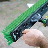 Brosse Unger avec Buses nLite à pulvérisation